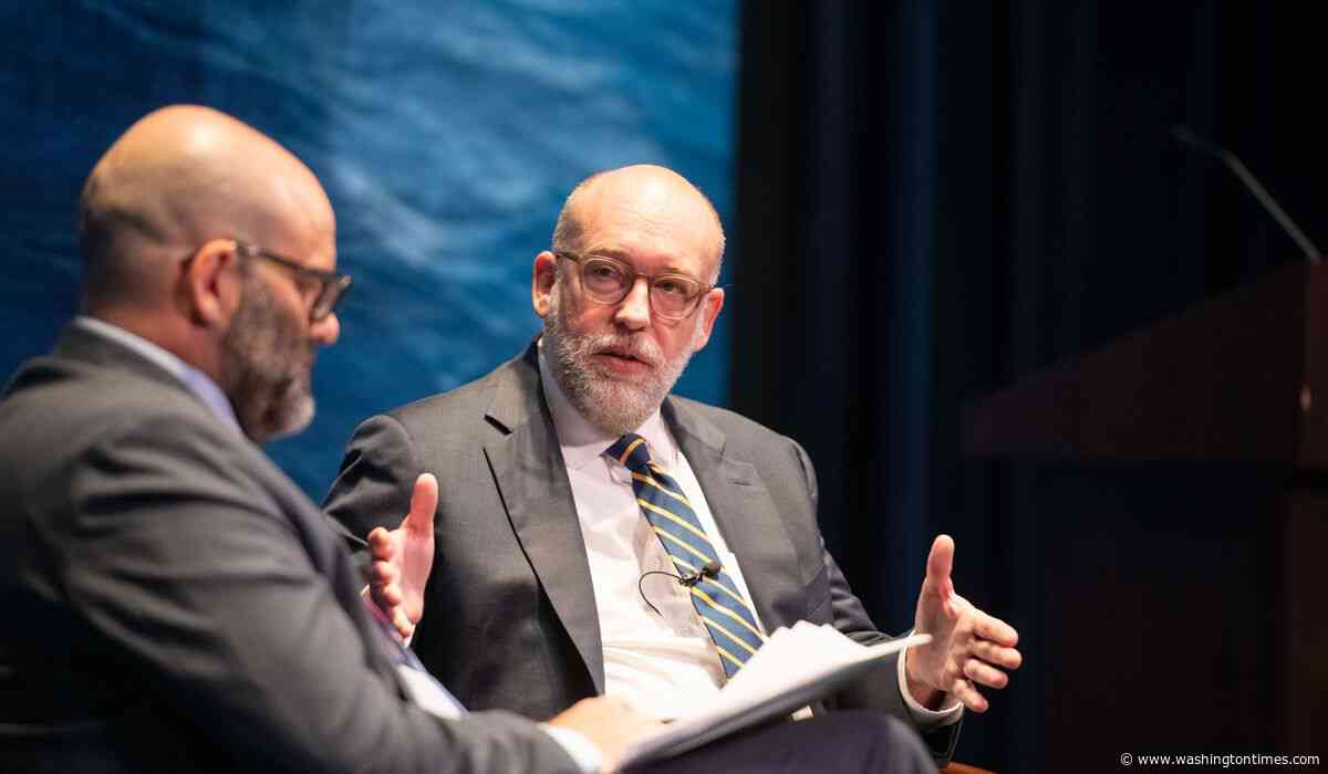 Fixing shipbuilding and dominating autonomy: WH budget chief speaks at major Threat Status event