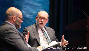 Fixing shipbuilding and dominating autonomy: WH budget chief speaks at major Threat Status event