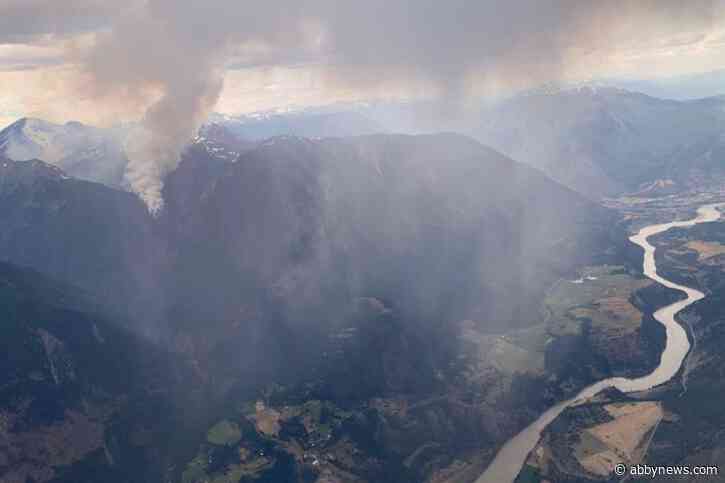 Wildfire south of Lillooet 50 hectares, being assessed by BCWS