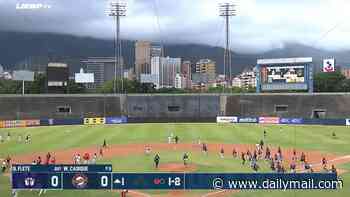 Terrifying moment 7.1 earthquake in Venezuela rocks baseball game in Caracas