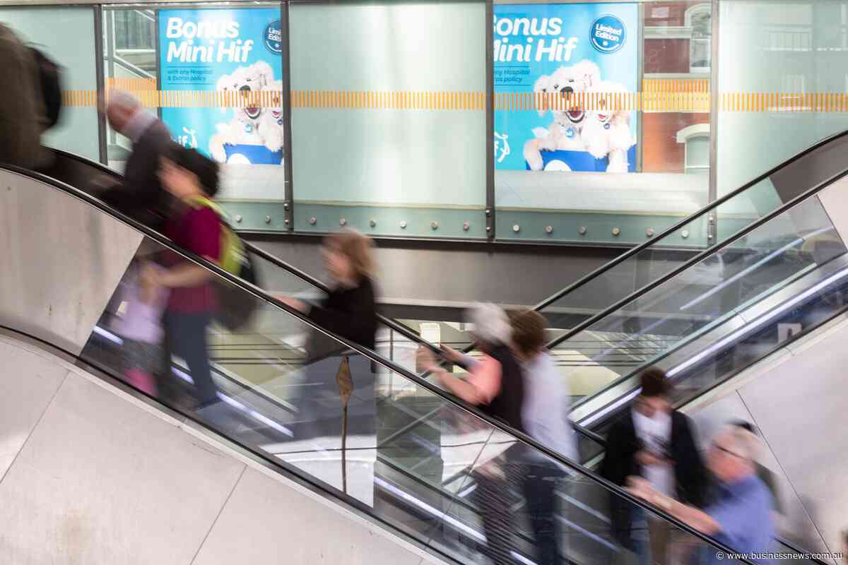 Unemployment rate falls to 4.4 per cent in May