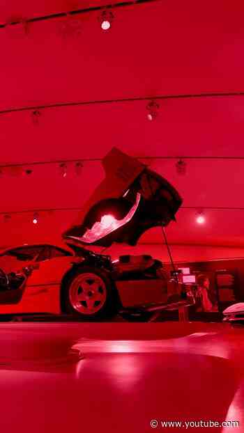 Special moment at the #MuseoEnzoFerrari: visitors had the chance to admire #Ferrari with hoods open.
