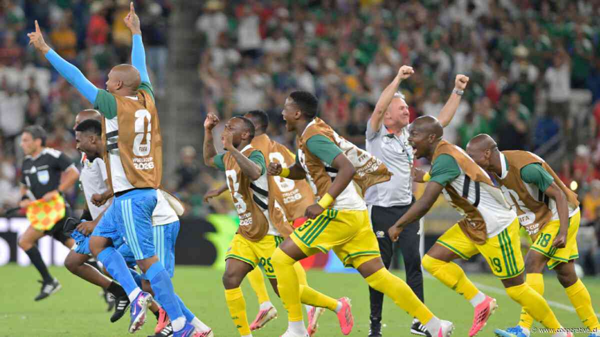 Sudáfrica dio la sorpresa ante Corea del Sur y se quedó con el cupo a 16avos del Mundial