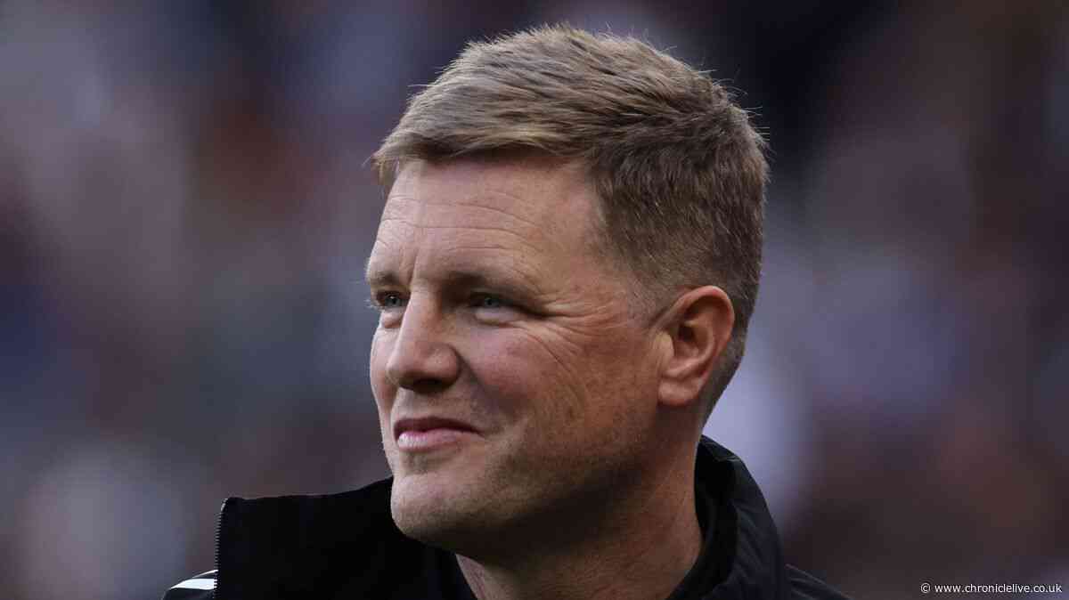 Newcastle United get transfer green light to sign defender for free to solve problem position