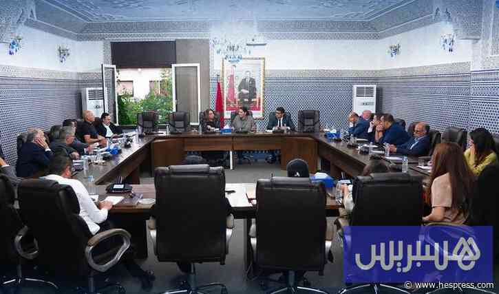 "البام" يوجه ضربات انتخابية للأحرار
