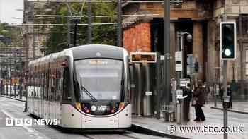 Council to investigate &pound;327,000 pay-off for Edinburgh Trams boss