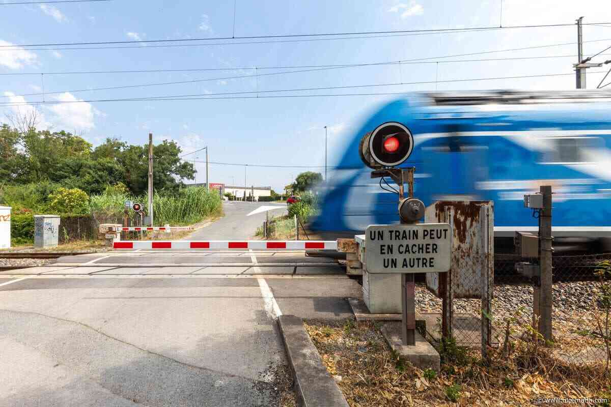 Deux morts, un blessé et des risques persistants : à Fréjus, ce passage à niveau considéré comme l’un des points noirs du réseau ferroviaire varois est voué à disparaître