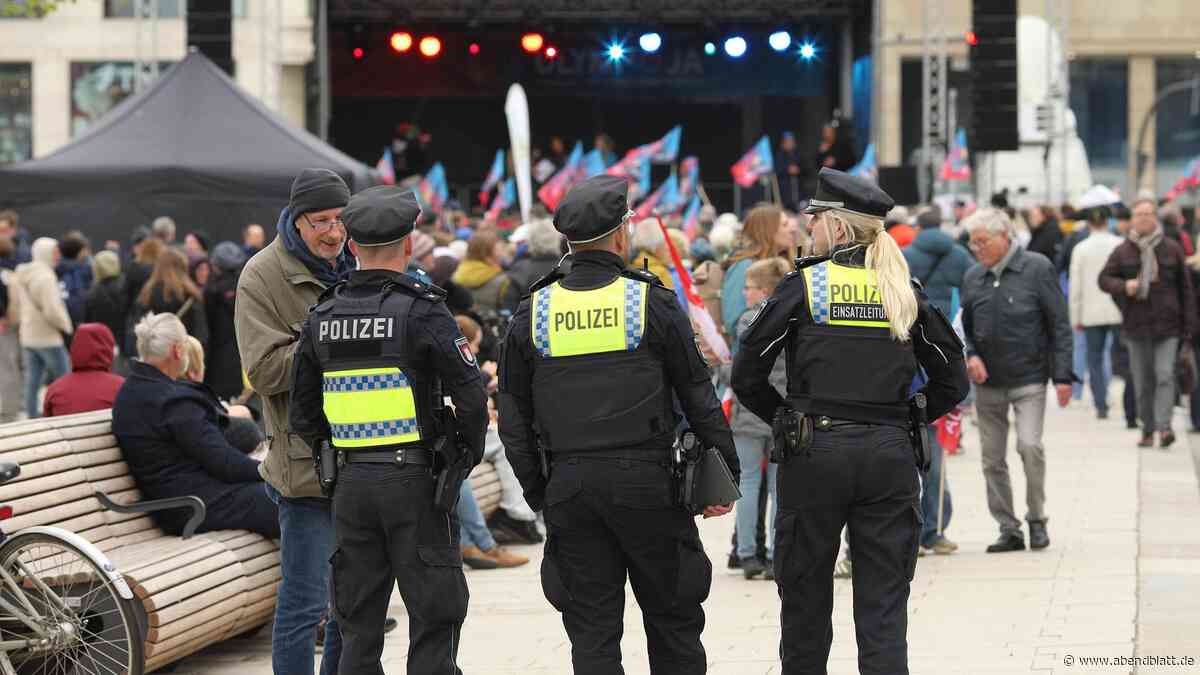 Schluss mit 40-Stunden-Woche: Beamte in Hamburg müssen künftig länger arbeiten