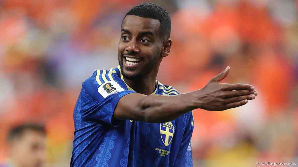 Alexander Isak's meagre bonus as Liverpool star faces early flight home from World Cup