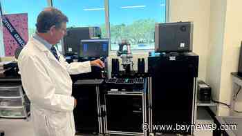 Dr. William Westra gives tour of Moffitt's new Digital Pathology Lab