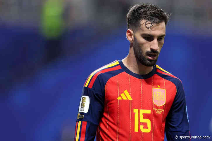 Atletico Madrid’s Alex Baena reacts to Julian Alvarez’s statement amid Barcelona links: ‘I would chain him down’