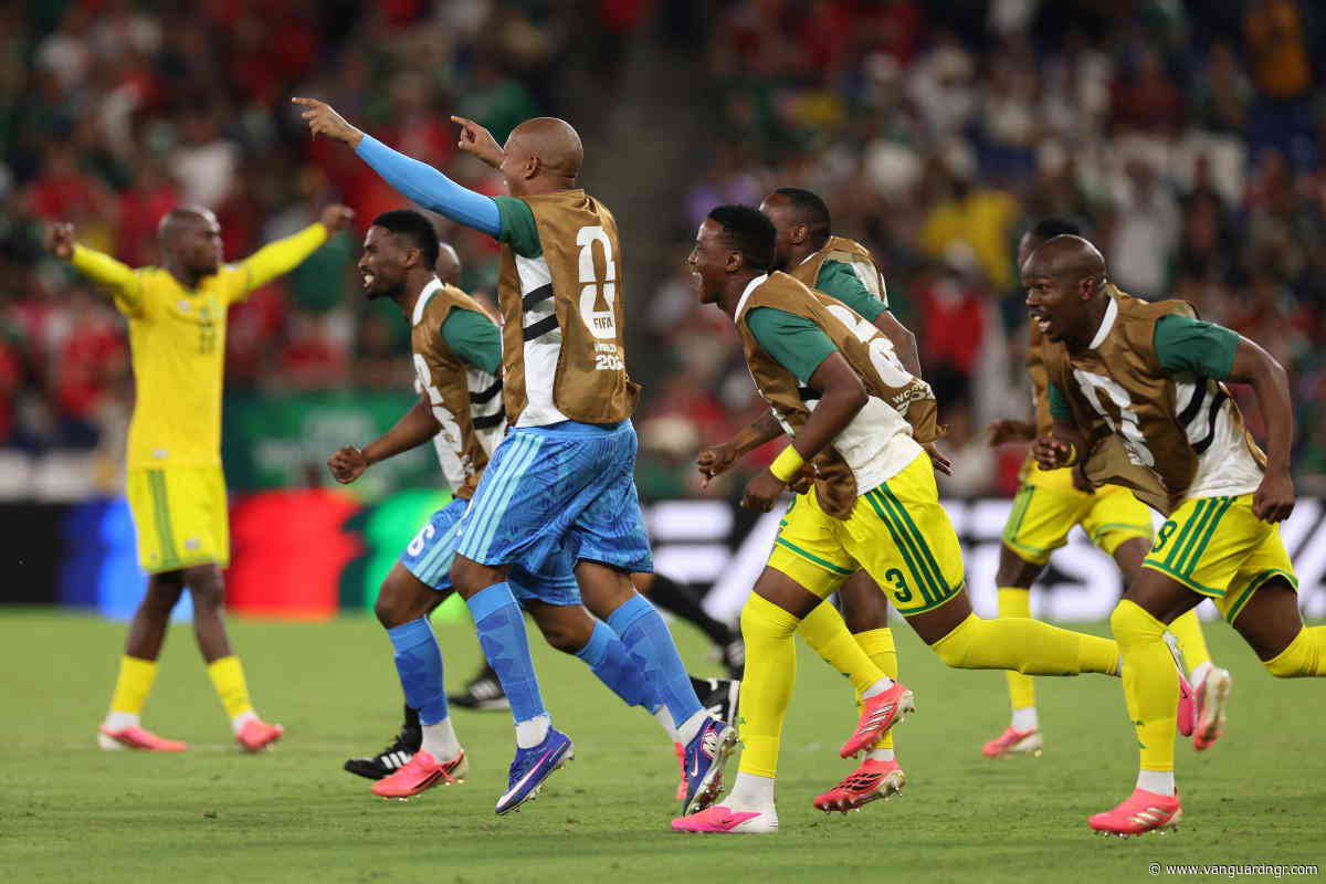 South Africa stun South Korea to make World Cup history