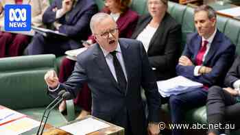Australia considers strengthening social media ban
