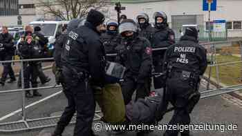 „Tag X“ bei AfD-Parteitag in Erfurt? Linksextreme kündigen „militante“ Besetzung an – Polizei alarmiert