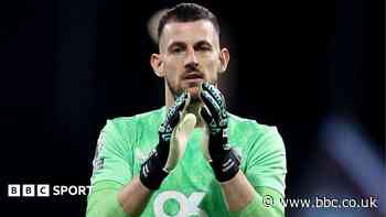 Spurs sign Burnley's Dubravka on free transfer