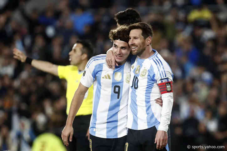Julian Alvarez has spoken with Lionel Messi about Barcelona – report