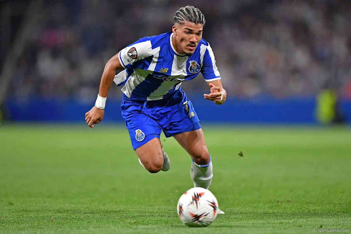 Report: Man United Track €45m Porto Winger Amid Arsenal Interest