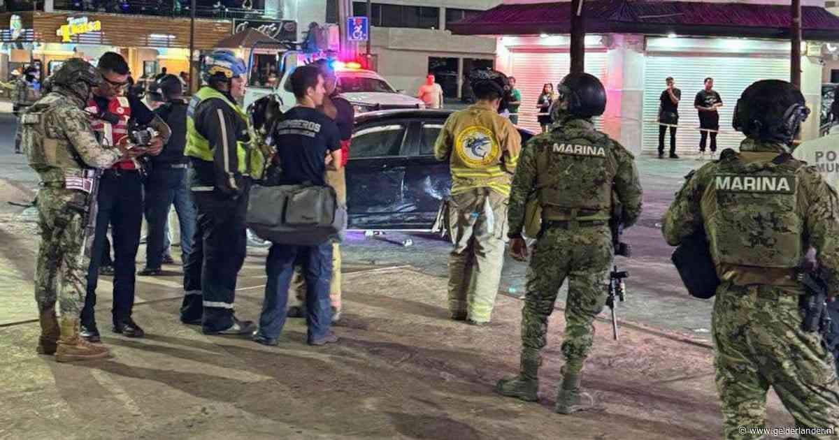 Automobilist rijdt in op feestende WK-fans in Mexico, zeventien gewonden