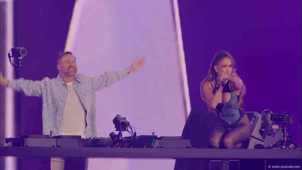 Jennifer Lopez & David Guetta - Save Me Tonight (Live@Stade de France)