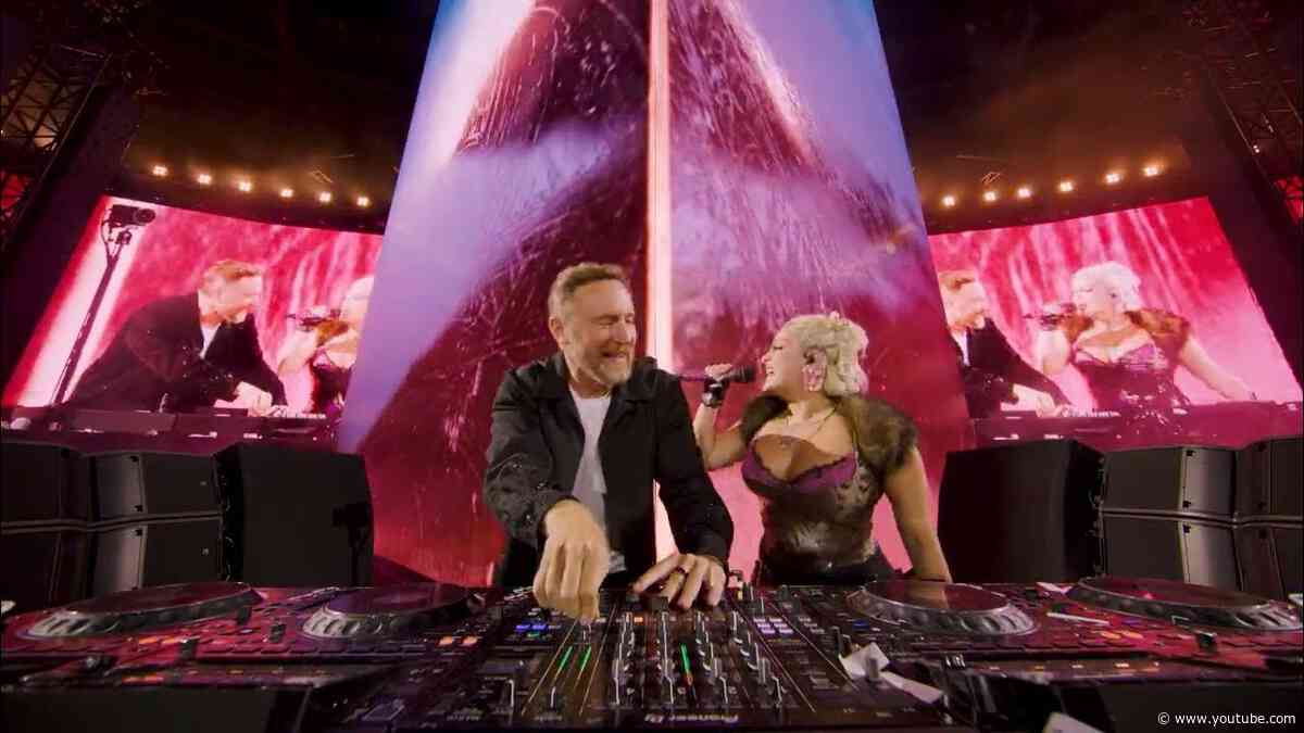 Bebe Rexha & David Guetta - Sad Girls (Live@Stade de France)