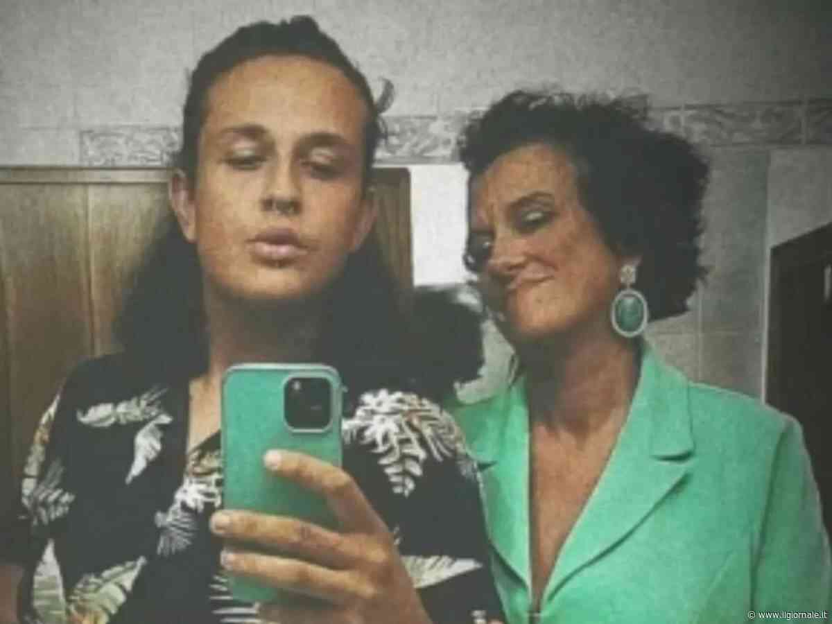 Spara alla moglie e al figlio. "Meglio morto che gay"