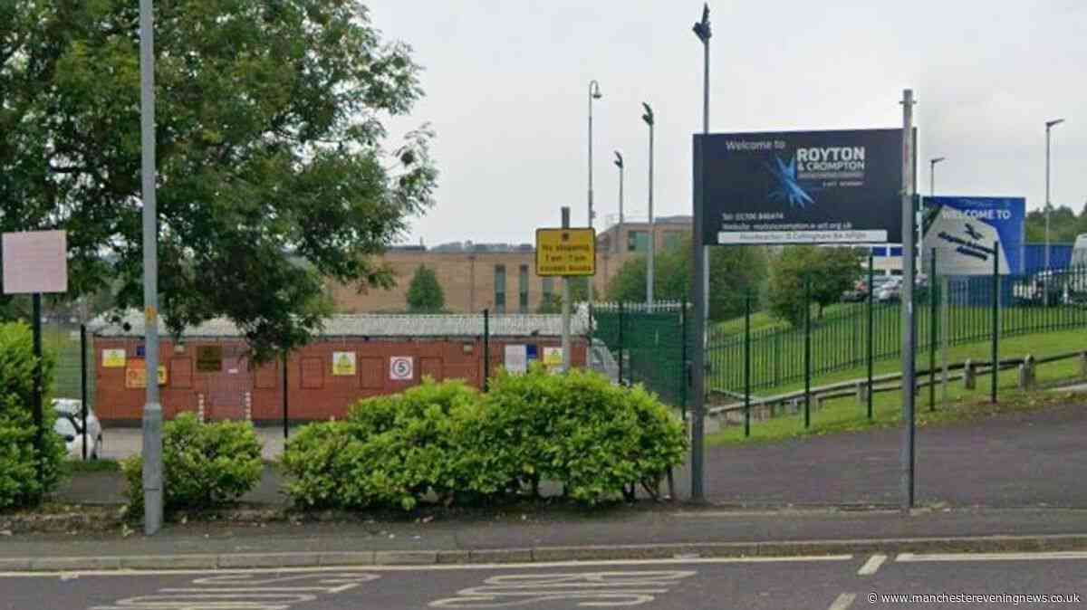 Multiple schools and nurseries in Greater Manchester closing early today - full list
