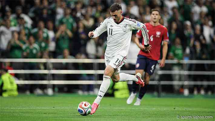 MEXICO KEEP A PERFECT RECORD, 30' FOR GIMENEZ