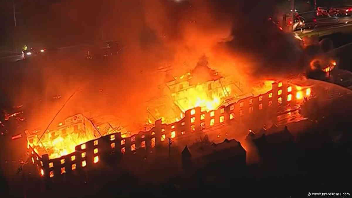 Videos: 6-alarm blaze destroys former Pa. factory, spreads to rowhomes