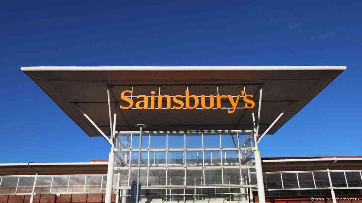 Shoppers race to buy 'stylish' £18 Sainsbury's top that 'gets many compliments'