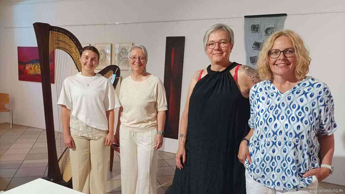 Drei Künstlerinnen zeigen „Buffet der Kunst" im Frauenkircherl