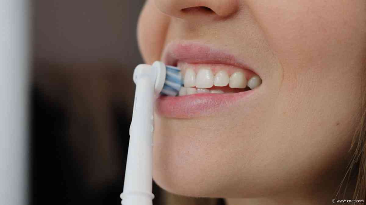 Stop Making These 4 Common Mistakes With Your Electric Toothbrush