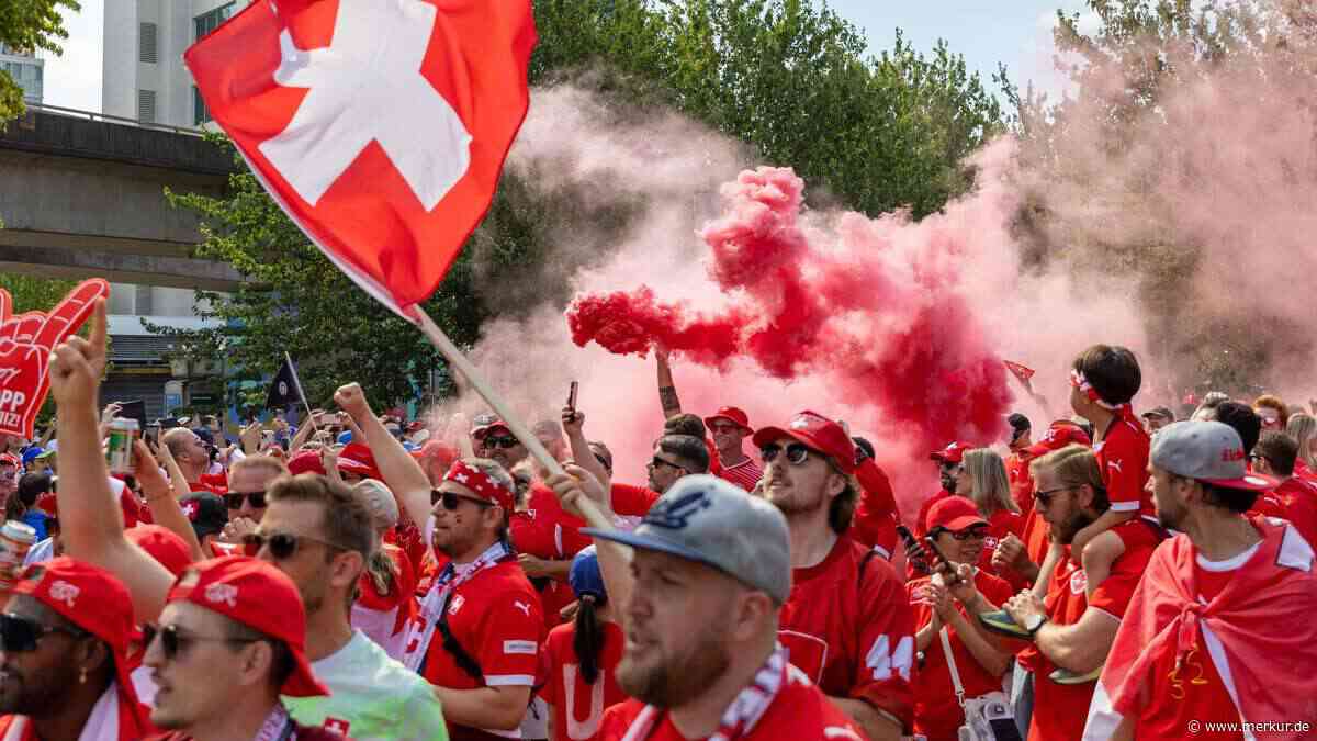 Von Pyrotechnik bis Regen-Party: Die besten Fan-Bilder von der WM