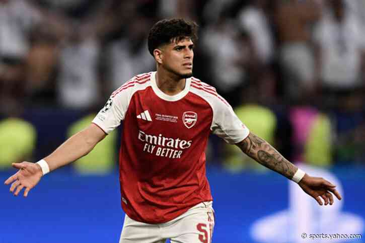 Arsenal sign Piero Hincapie in £34.5m permanent deal after successful loan spell