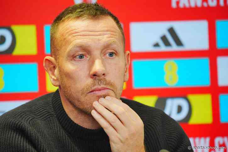 Craig Bellamy set to stay with Wales as talks over Burnley return collapse