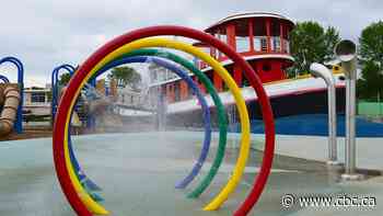 Hamilton's outdoor pools, wading pools and spray pads opening for the season