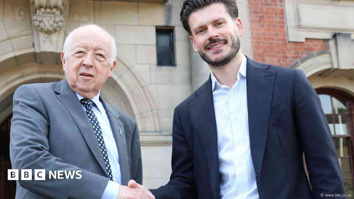 Council leader to stand down next year