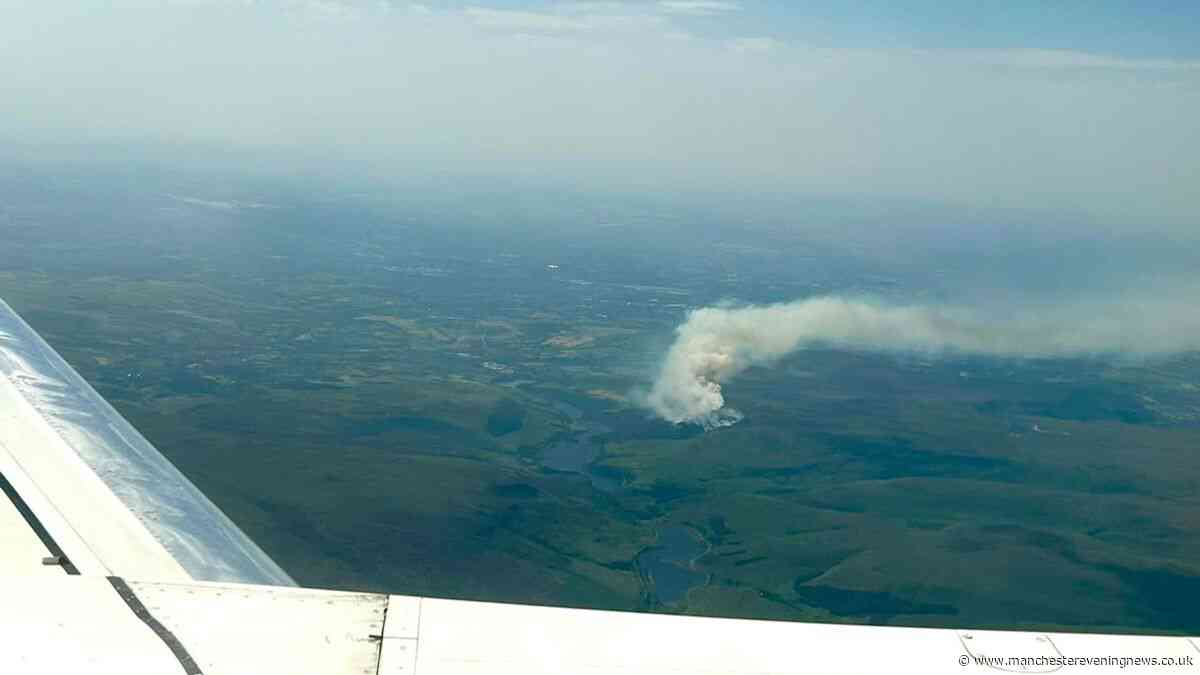 Moorland fire LIVE as image from Jet2 plane shows scale of blaze