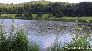 Alarm in oberbayerischem Badesee: Fischer vermuten Zwei-Meter-Raubfisch – Warnung an Schwimmer