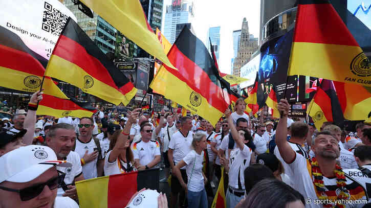 😆German fans invade Times Square