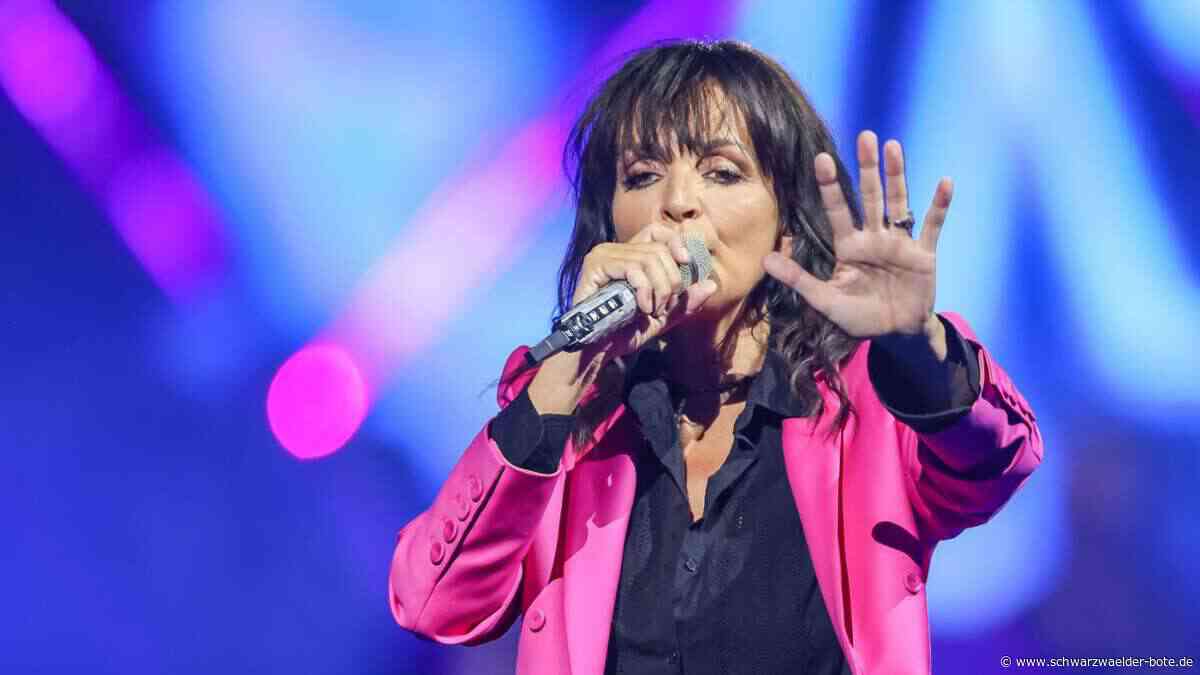 Leute: Sängerin Nena bricht sich das Handgelenk
