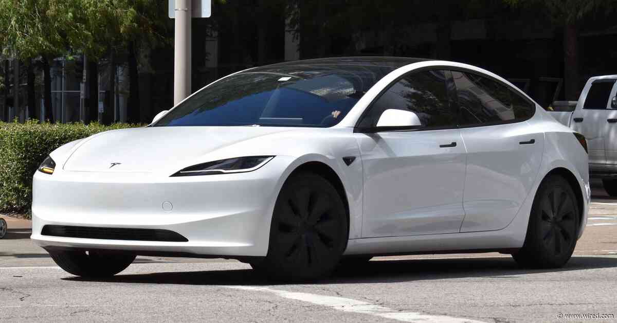 A Fatal Tesla Crash in Texas Sets Up a Legal Showdown