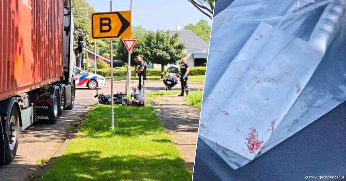 Sjaak (38) ziet twee mannen vechten en springt ertussen, pas dan ziet hij het hakmes