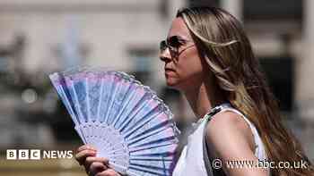 Heatwave health alert extended into Friday