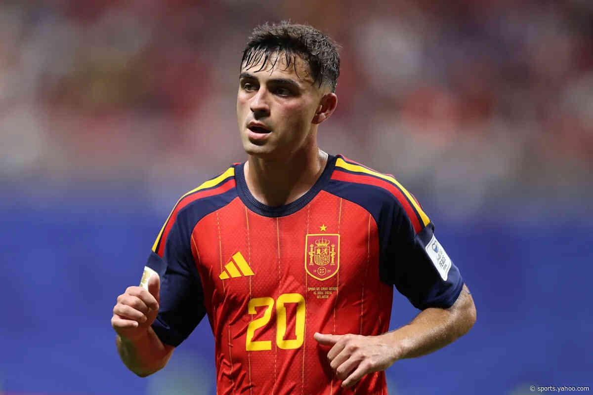 Barcelona superstar wishes Cucurella well after Real Madrid move: ‘Deserves to be at a big club’