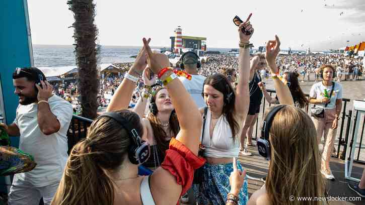 Tropisch weekend slaat toe bij festivals: organisatoren halen alles uit de kast om bezoekers koel te houden