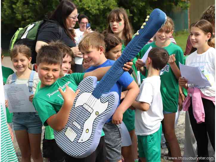 Greater Sudbury permanently raises Franco-Ontarian flag at Azilda library