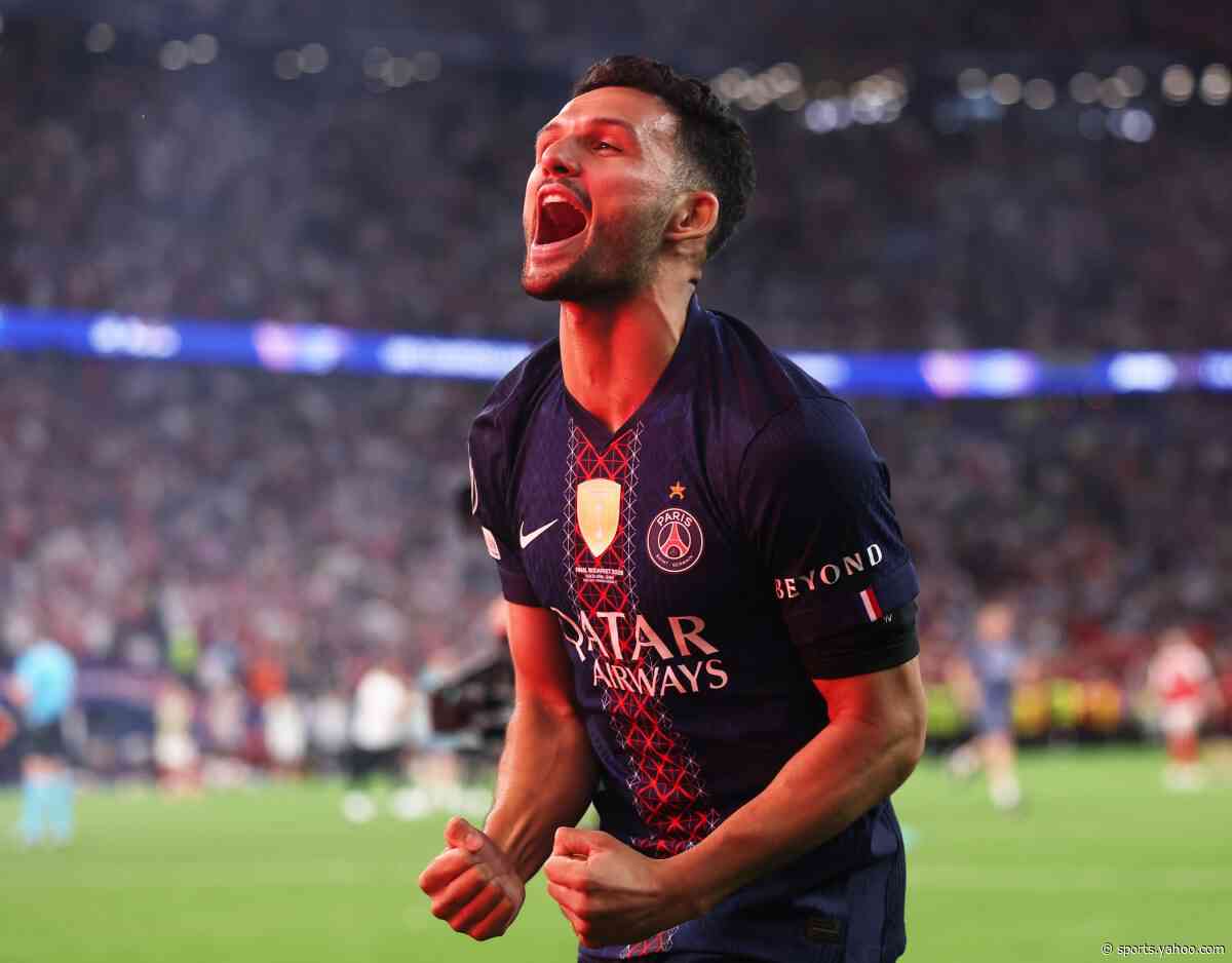 AC Milan submit bid for PSG centre-forward Gonçalo Ramos