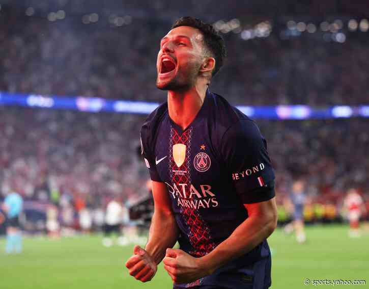 AC Milan submit bid for PSG centre-forward Gonçalo Ramos
