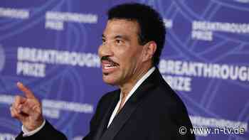 "Wird nicht weitermachen können": Lionel Richie soll nach Konzertabbruch im Krankenhaus sein