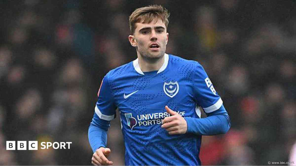 Pompey defender Swanson signs new contract